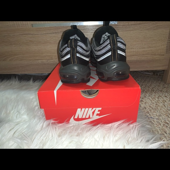 NIKE AIR MAX 97 - Picture 5 of 6